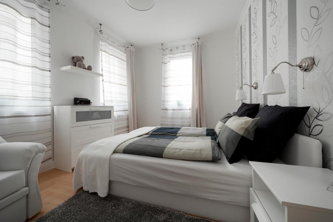 Gde Hollo Apartments Budapest Esterno foto