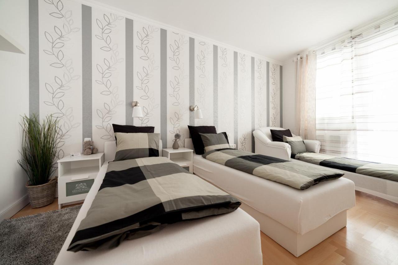Gde Hollo Apartments Budapest Esterno foto